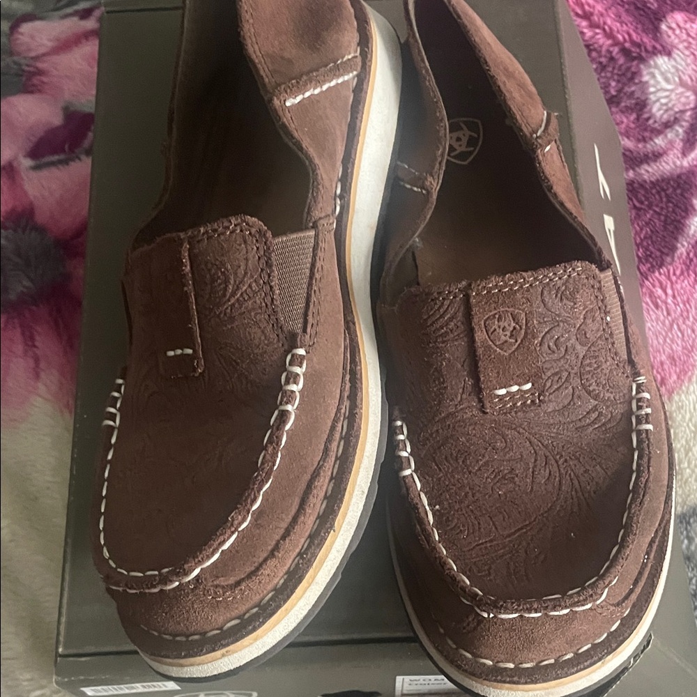 Ariat Chocolate suede Brown Women's Slip-On - Picture 4 of 4